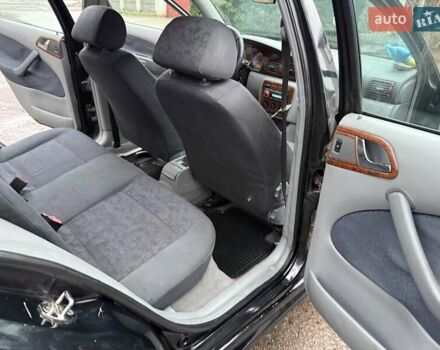 Черный Шкода Октавия, объемом двигателя 1.6 л и пробегом 235 тыс. км за 3450 $, фото 16 на Automoto.ua