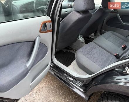 Черный Шкода Октавия, объемом двигателя 1.6 л и пробегом 235 тыс. км за 3450 $, фото 14 на Automoto.ua