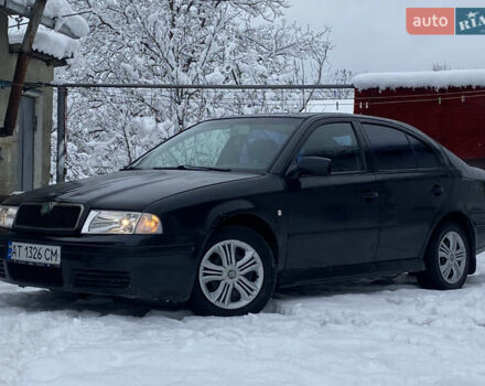 Черный Шкода Октавия, объемом двигателя 1.6 л и пробегом 250 тыс. км за 1850 $, фото 3 на Automoto.ua