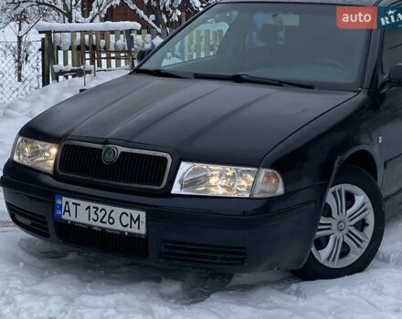 Черный Шкода Октавия, объемом двигателя 1.6 л и пробегом 250 тыс. км за 1850 $, фото 4 на Automoto.ua