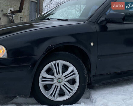 Черный Шкода Октавия, объемом двигателя 1.6 л и пробегом 250 тыс. км за 1850 $, фото 5 на Automoto.ua