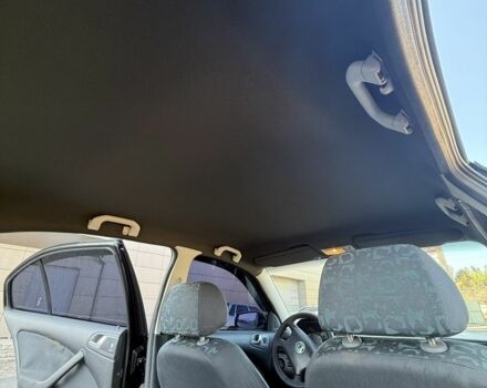 Чорний Шкода Октавія, об'ємом двигуна 1.6 л та пробігом 180 тис. км за 4000 $, фото 5 на Automoto.ua