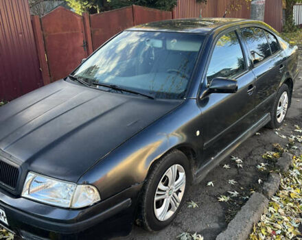 Черный Шкода Октавия, объемом двигателя 1.6 л и пробегом 200 тыс. км за 2300 $, фото 1 на Automoto.ua