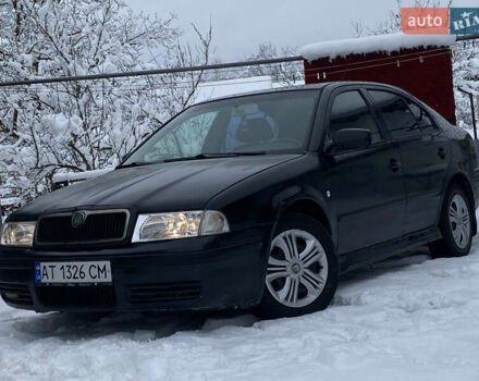 Черный Шкода Октавия, объемом двигателя 1.6 л и пробегом 250 тыс. км за 1850 $, фото 2 на Automoto.ua