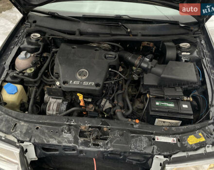 Черный Шкода Октавия, объемом двигателя 1.6 л и пробегом 250 тыс. км за 1850 $, фото 26 на Automoto.ua