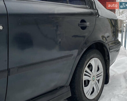 Черный Шкода Октавия, объемом двигателя 1.6 л и пробегом 250 тыс. км за 1850 $, фото 7 на Automoto.ua