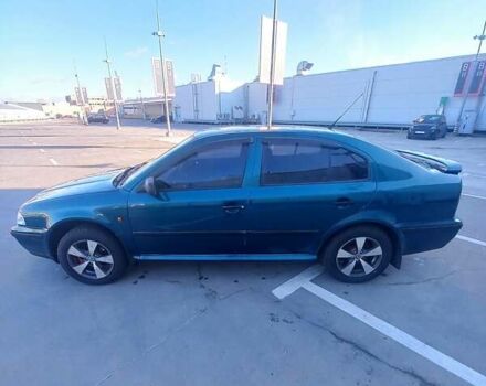 Черный Шкода Октавия, объемом двигателя 1.6 л и пробегом 290 тыс. км за 3999 $, фото 4 на Automoto.ua