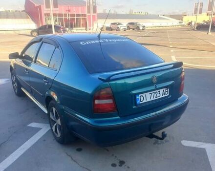 Черный Шкода Октавия, объемом двигателя 1.6 л и пробегом 290 тыс. км за 3999 $, фото 5 на Automoto.ua