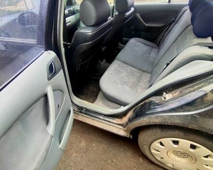 Черный Шкода Октавия, объемом двигателя 1.6 л и пробегом 300 тыс. км за 2800 $, фото 3 на Automoto.ua