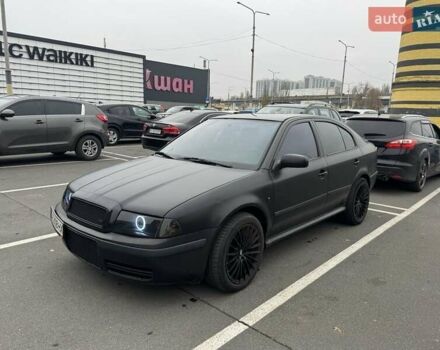 Черный Шкода Октавия, объемом двигателя 1.9 л и пробегом 380 тыс. км за 5218 $, фото 2 на Automoto.ua