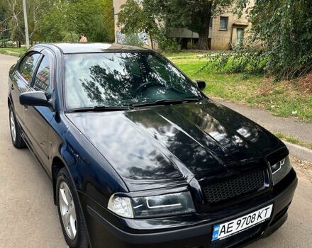 Черный Шкода Октавия, объемом двигателя 2 л и пробегом 300 тыс. км за 2500 $, фото 3 на Automoto.ua