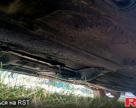 Черный Шкода Октавия, объемом двигателя 1.6 л и пробегом 266 тыс. км за 4200 $, фото 4 на Automoto.ua