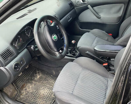 Черный Шкода Октавия, объемом двигателя 1.78 л и пробегом 360 тыс. км за 4600 $, фото 6 на Automoto.ua