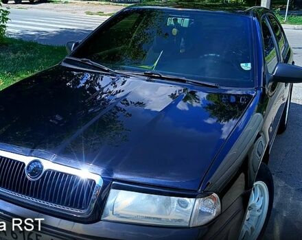 Черный Шкода Октавия, объемом двигателя 1.6 л и пробегом 266 тыс. км за 4200 $, фото 9 на Automoto.ua