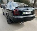 Черный Шкода Октавия, объемом двигателя 1.6 л и пробегом 194 тыс. км за 5350 $, фото 3 на Automoto.ua