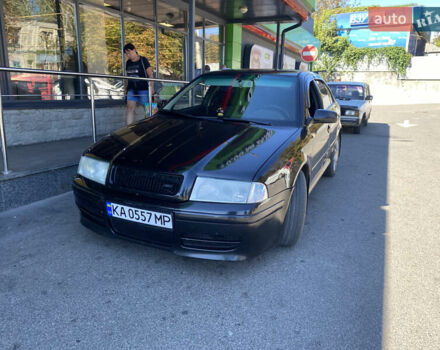 Черный Шкода Октавия, объемом двигателя 1.78 л и пробегом 360 тыс. км за 4600 $, фото 3 на Automoto.ua