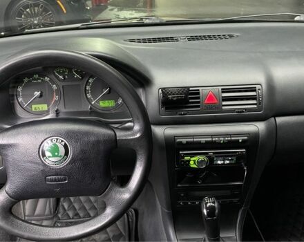 Черный Шкода Октавия, объемом двигателя 2 л и пробегом 401 тыс. км за 4400 $, фото 9 на Automoto.ua