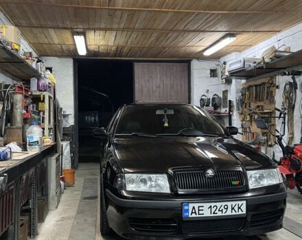 Черный Шкода Октавия, объемом двигателя 1.8 л и пробегом 612 тыс. км за 7300 $, фото 6 на Automoto.ua