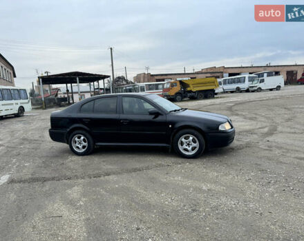 Черный Шкода Октавия, объемом двигателя 1.9 л и пробегом 320 тыс. км за 3500 $, фото 11 на Automoto.ua