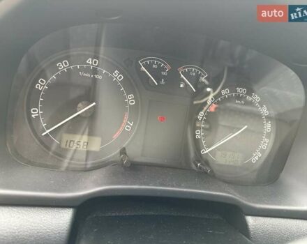 Черный Шкода Октавия, объемом двигателя 1.6 л и пробегом 192 тыс. км за 4100 $, фото 4 на Automoto.ua