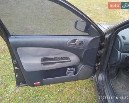 Черный Шкода Октавия, объемом двигателя 1.6 л и пробегом 410 тыс. км за 3200 $, фото 8 на Automoto.ua