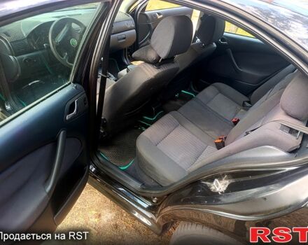 Черный Шкода Октавия, объемом двигателя 1.9 л и пробегом 328 тыс. км за 3300 $, фото 9 на Automoto.ua