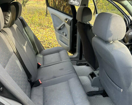 Черный Шкода Октавия, объемом двигателя 1.6 л и пробегом 350 тыс. км за 4200 $, фото 11 на Automoto.ua