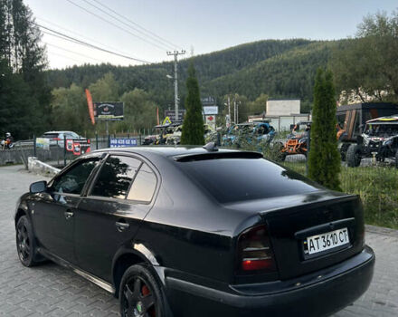 Черный Шкода Октавия, объемом двигателя 1.6 л и пробегом 347 тыс. км за 3500 $, фото 2 на Automoto.ua