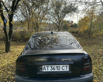 Черный Шкода Октавия, объемом двигателя 1.6 л и пробегом 348 тыс. км за 4200 $, фото 3 на Automoto.ua