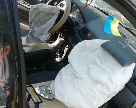 Черный Шкода Октавия, объемом двигателя 2 л и пробегом 300 тыс. км за 1500 $, фото 3 на Automoto.ua