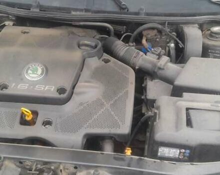 Черный Шкода Октавия, объемом двигателя 1.6 л и пробегом 278 тыс. км за 3800 $, фото 1 на Automoto.ua