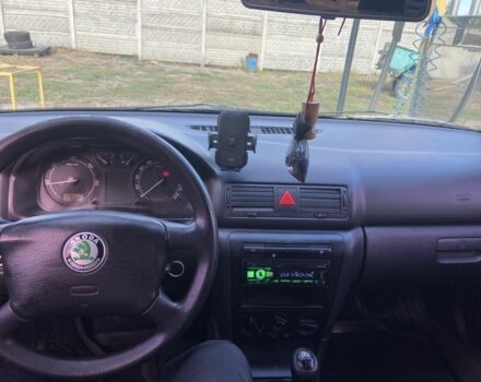 Черный Шкода Октавия, объемом двигателя 1.9 л и пробегом 445 тыс. км за 2000 $, фото 6 на Automoto.ua