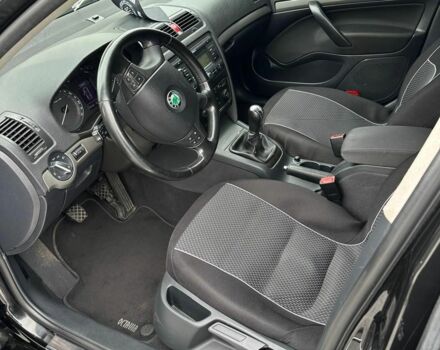Шкода Октавия 2004 в Борисполе на Automoto.ua Черный Шкода Октавия, объемом двигателя 1.6 л и пробегом 225 тыс. км за 7500 $, фото 4 на Automoto.ua