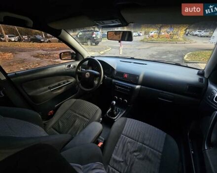 Шкода Октавия 2004 в Львове на Automoto.ua Черный Шкода Октавия, объемом двигателя 1.9 л и пробегом 485 тыс. км за 3900 $, фото 15 на Automoto.ua