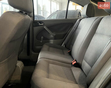 Черный Шкода Октавия, объемом двигателя 1.6 л и пробегом 279 тыс. км за 4700 $, фото 9 на Automoto.ua