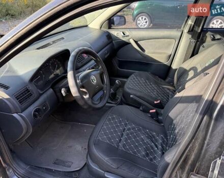 Чорний Шкода Октавія, об'ємом двигуна 1.6 л та пробігом 50 тис. км за 4400 $, фото 4 на Automoto.ua