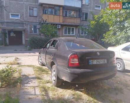 Черный Шкода Октавия, объемом двигателя 2 л и пробегом 350 тыс. км за 4200 $, фото 4 на Automoto.ua
