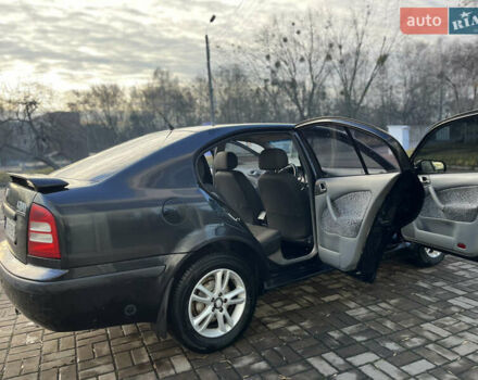 Чорний Шкода Октавія, об'ємом двигуна 1.6 л та пробігом 370 тис. км за 4200 $, фото 17 на Automoto.ua