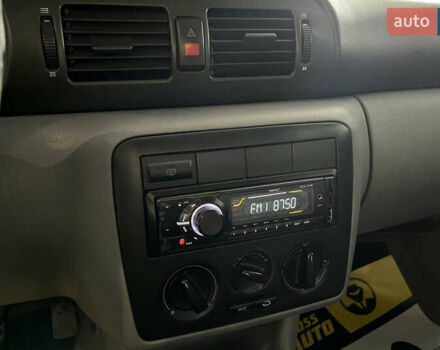 Черный Шкода Октавия, объемом двигателя 1.6 л и пробегом 279 тыс. км за 4700 $, фото 18 на Automoto.ua