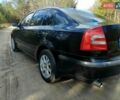 Чорний Шкода Октавія, об'ємом двигуна 1.6 л та пробігом 227 тис. км за 5200 $, фото 3 на Automoto.ua