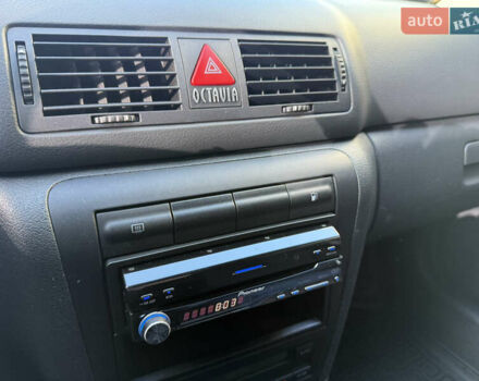 Черный Шкода Октавия, объемом двигателя 1.78 л и пробегом 199 тыс. км за 5700 $, фото 34 на Automoto.ua