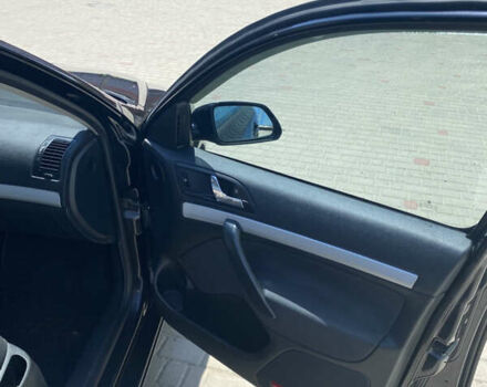 Чорний Шкода Октавія, об'ємом двигуна 1.6 л та пробігом 264 тис. км за 6500 $, фото 11 на Automoto.ua