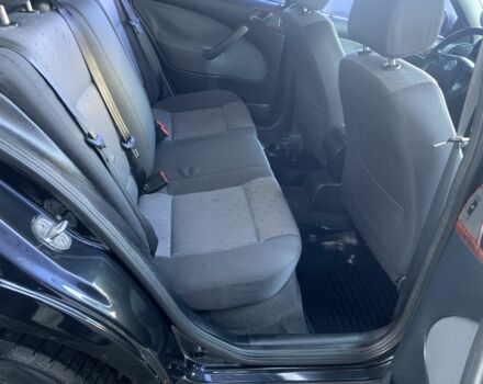 Черный Шкода Октавия, объемом двигателя 1.6 л и пробегом 358 тыс. км за 4300 $, фото 12 на Automoto.ua