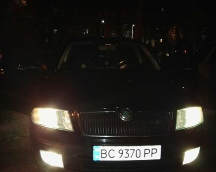 Черный Шкода Октавия, объемом двигателя 1.6 л и пробегом 215 тыс. км за 5500 $, фото 5 на Automoto.ua