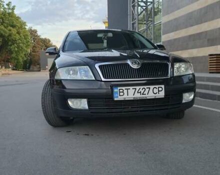Черный Шкода Октавия, объемом двигателя 1.6 л и пробегом 235 тыс. км за 6000 $, фото 2 на Automoto.ua