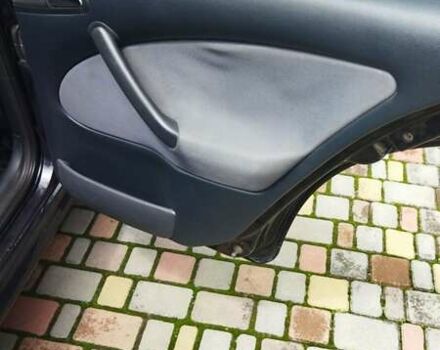 Черный Шкода Октавия, объемом двигателя 1.6 л и пробегом 365 тыс. км за 5500 $, фото 56 на Automoto.ua