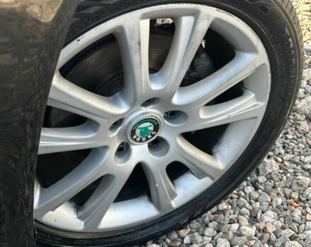 Черный Шкода Октавия, объемом двигателя 1.9 л и пробегом 300 тыс. км за 5650 $, фото 1 на Automoto.ua