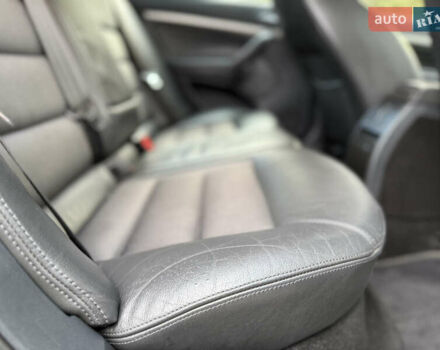 Черный Шкода Октавия, объемом двигателя 1.6 л и пробегом 210 тыс. км за 5450 $, фото 11 на Automoto.ua