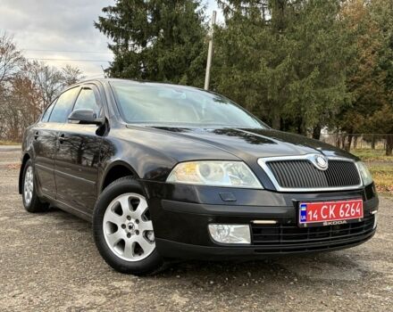 Черный Шкода Октавия, объемом двигателя 1.6 л и пробегом 180 тыс. км за 5750 $, фото 2 на Automoto.ua