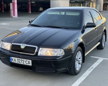 Черный Шкода Октавия, объемом двигателя 1.6 л и пробегом 358 тыс. км за 4300 $, фото 7 на Automoto.ua